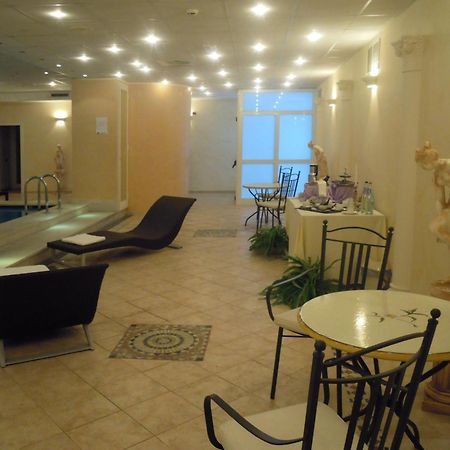 Hotel Villa Medici ร็อกกา ซานโจวานี ภายนอก รูปภาพ